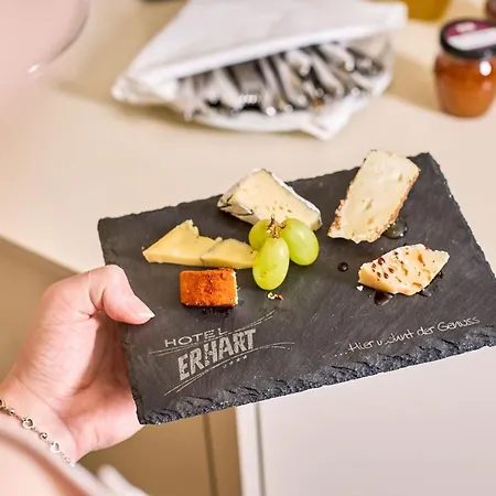 Erhart 호텔